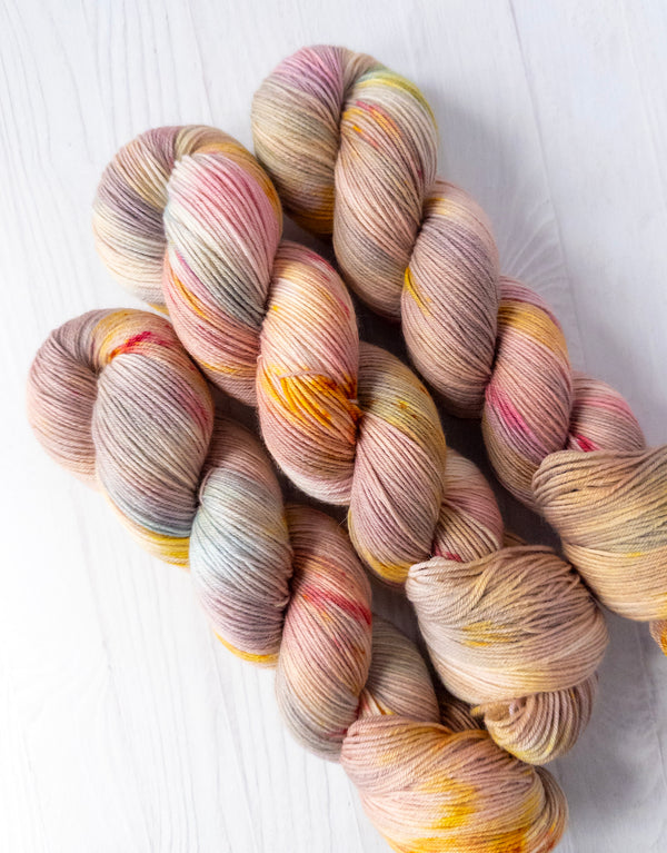 Spring Blooms - Natural Fingering
